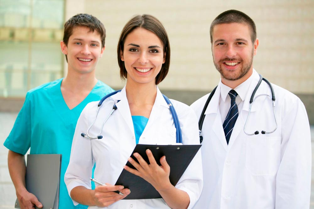 медработники